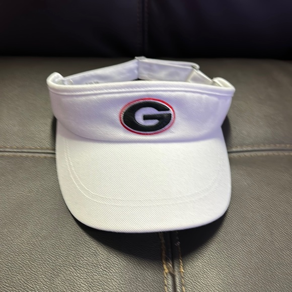Nike Other - Mens womens nike georgia bulldogs visor new